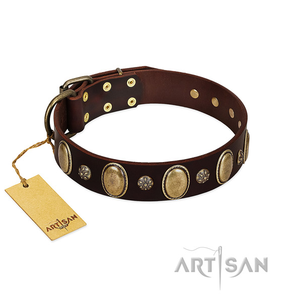 Stylish walking flexible full grain genuine leather dog collar with decorations