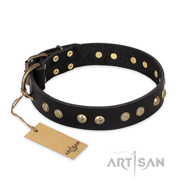 Convenient leather dog collar with corrosion proof traditional buckle