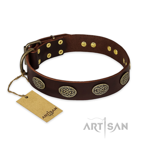 Impressive natural genuine leather dog collar with corrosion resistant D-ring